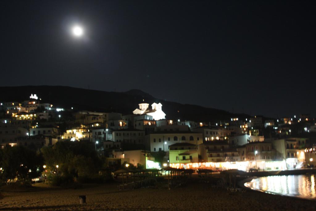 Bella Vista Aparthotel Batsi  Exterior photo